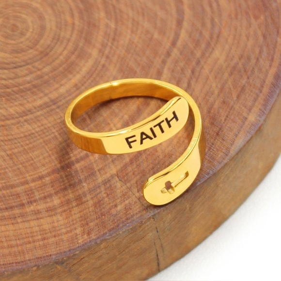 ✨ FAITH and Cross Gold Adjustable Ring ✨ - Picture 3 of 4